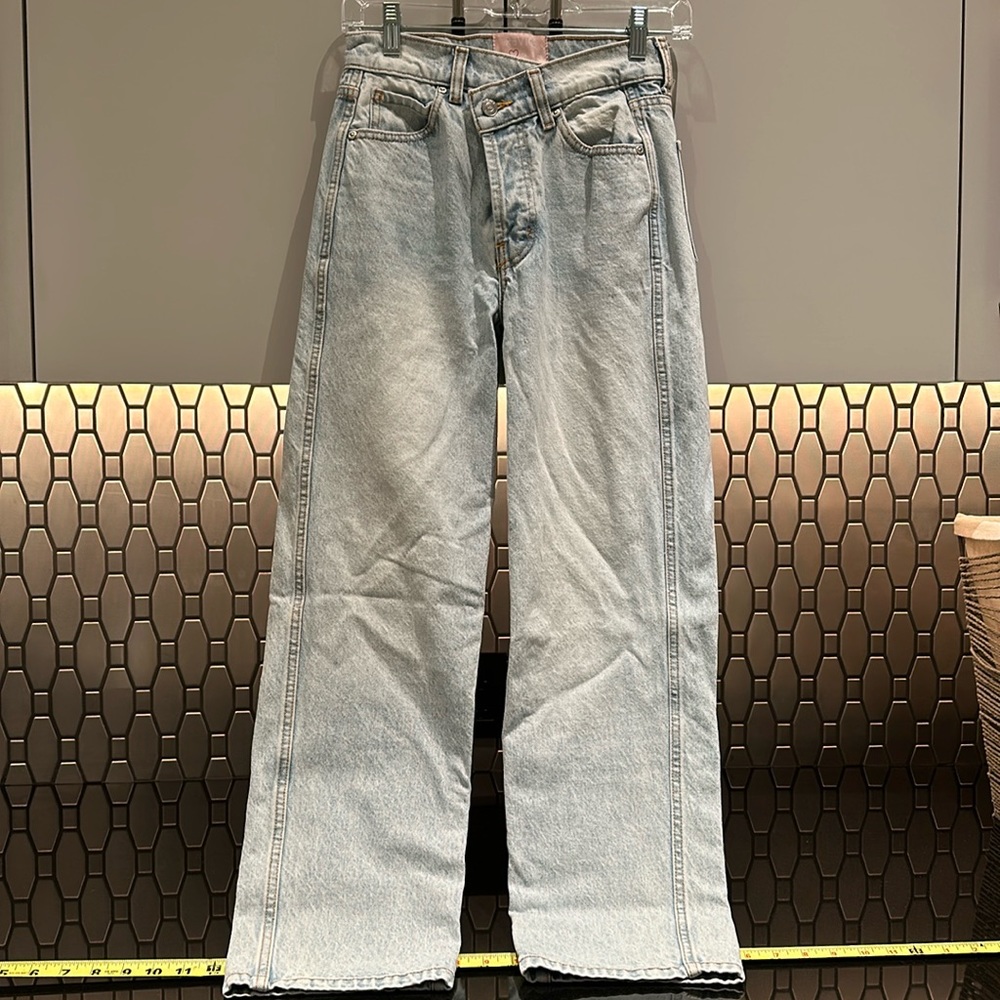 REVICE Light Wash Wide Leg Jeans